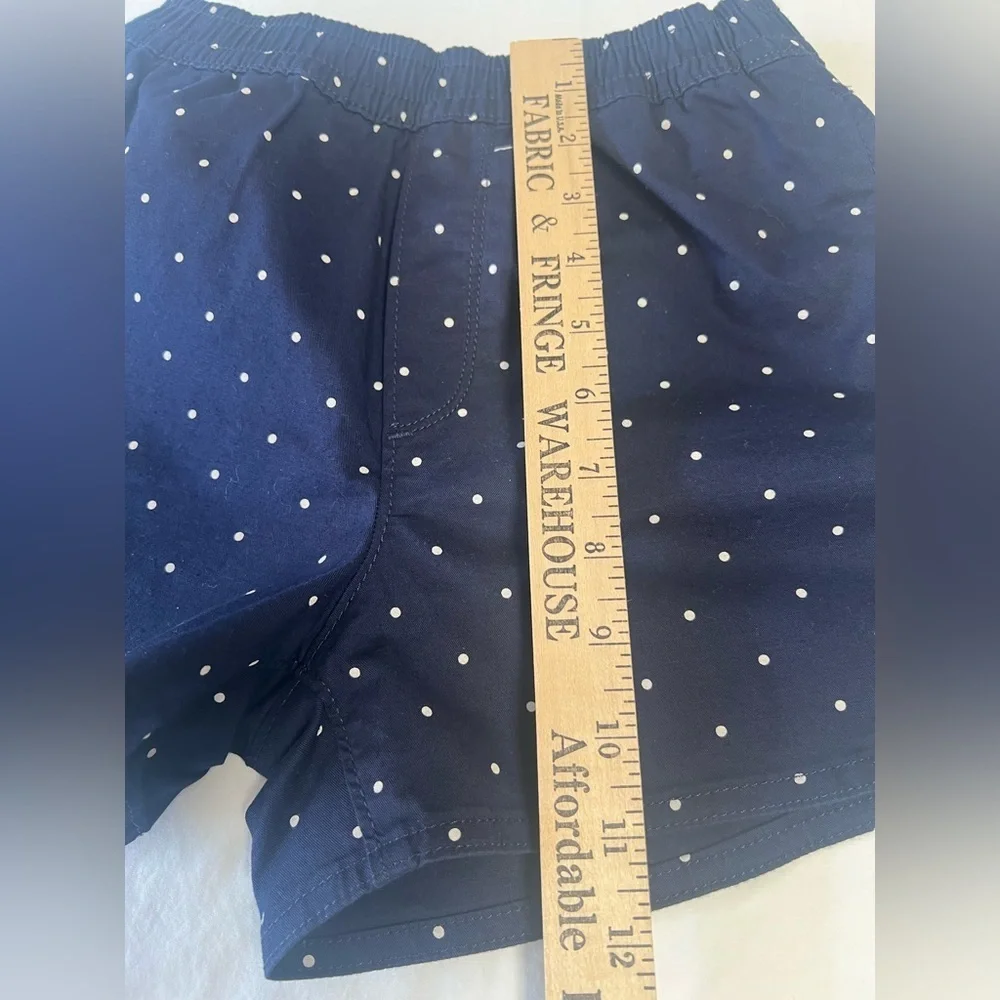 GAP GIRLS NWT NAVY BLUE/WHITE POLKA DOT SHORTS. SMALL. (6-7) looks to run larger